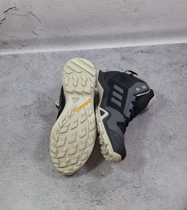 Ботинки Adidas Terrex Gore-Tex трекинговые кроссовки водонепроницаемые