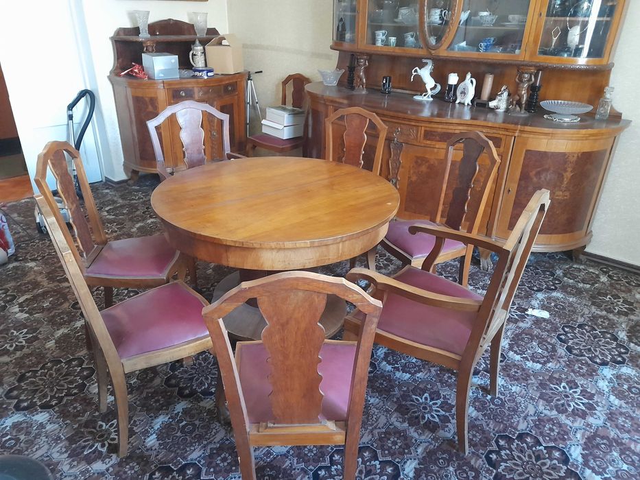 Уникальный антикварный мебельный столовый гарнитур