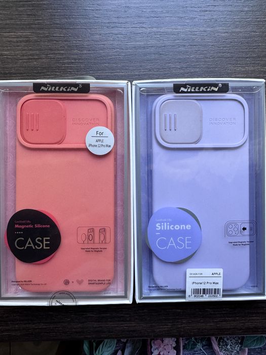 Чохол на iPhone 12 Pro Max.