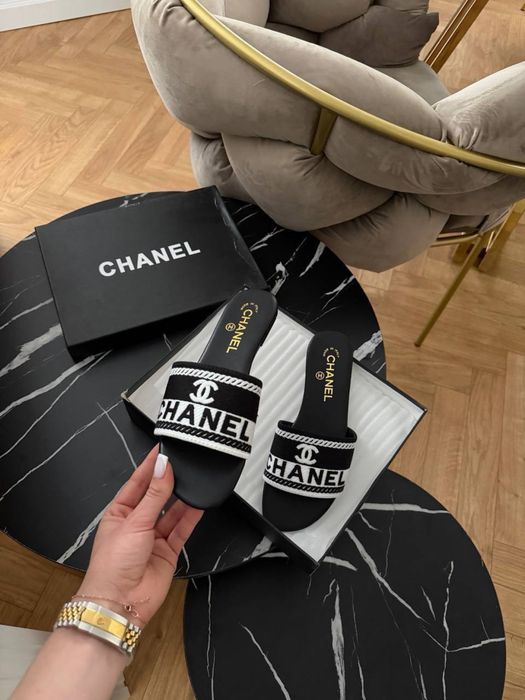 Шлепки шльопанці сандаліі босоніжки  шанель chanel