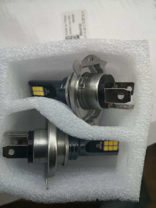 Lâmpadas H4 Led amarelas