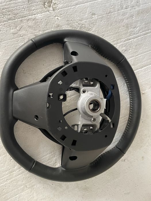 Kierownica Suzuki Swift MK9