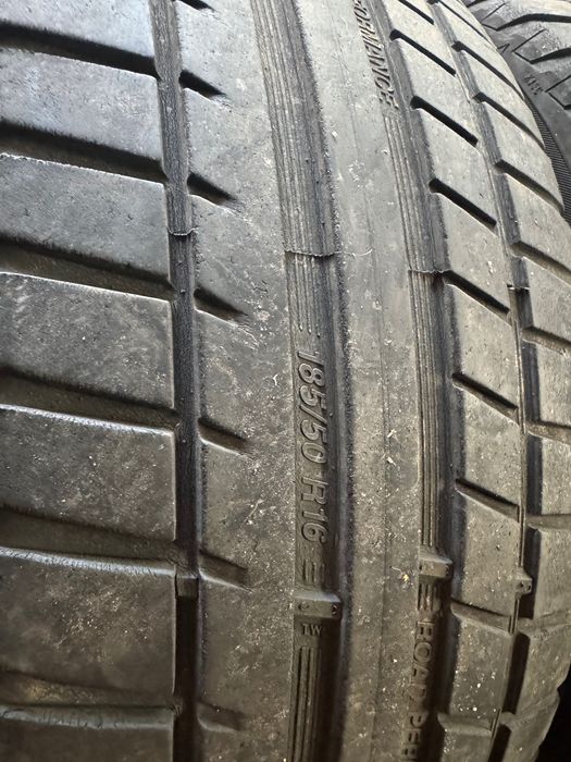Pneus karmoran 185/50 R16
