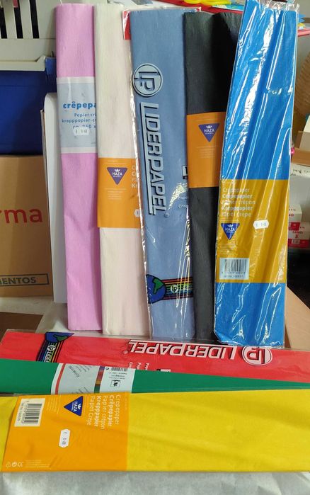 Goma EVA e papel crepe