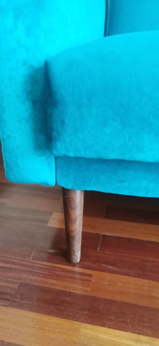 Sofá-cama em veludo art deco