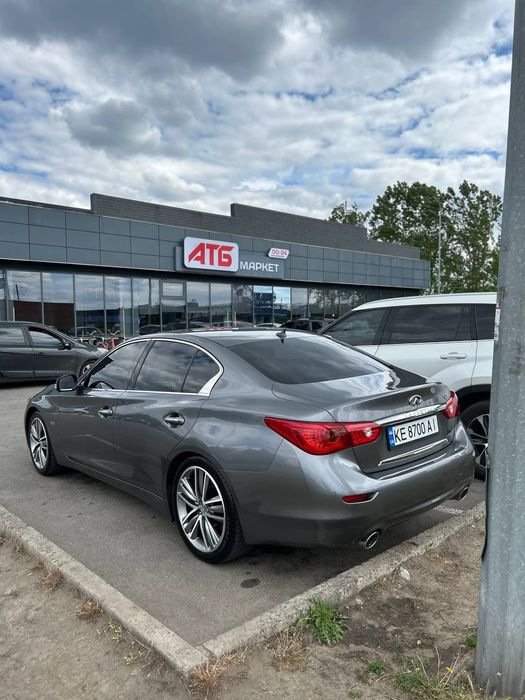 Продам инфинити Q50 2014г