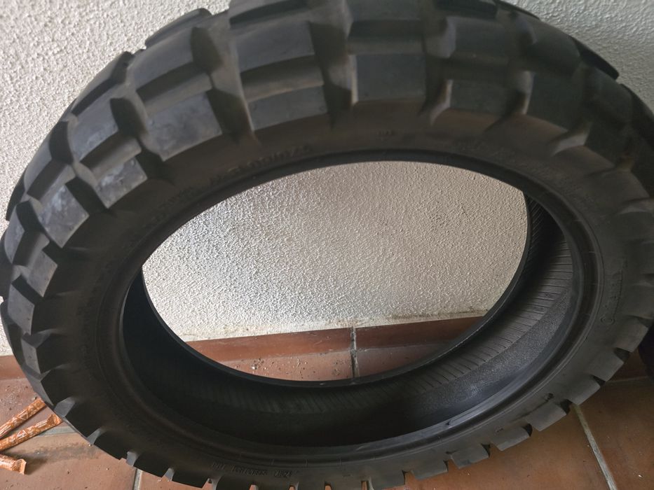 Pneus  Continental off road
