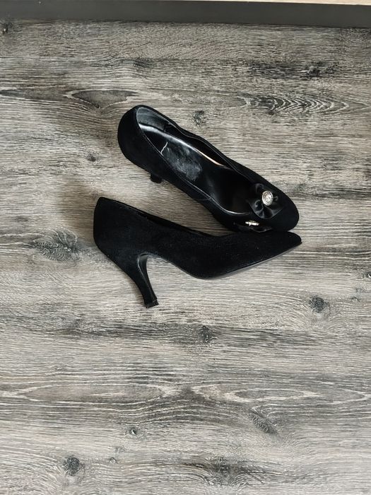 Buty na obcasie 38