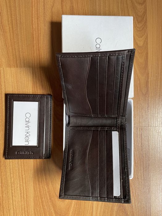 Carteira Calvin Klein (nova com etiqueta)