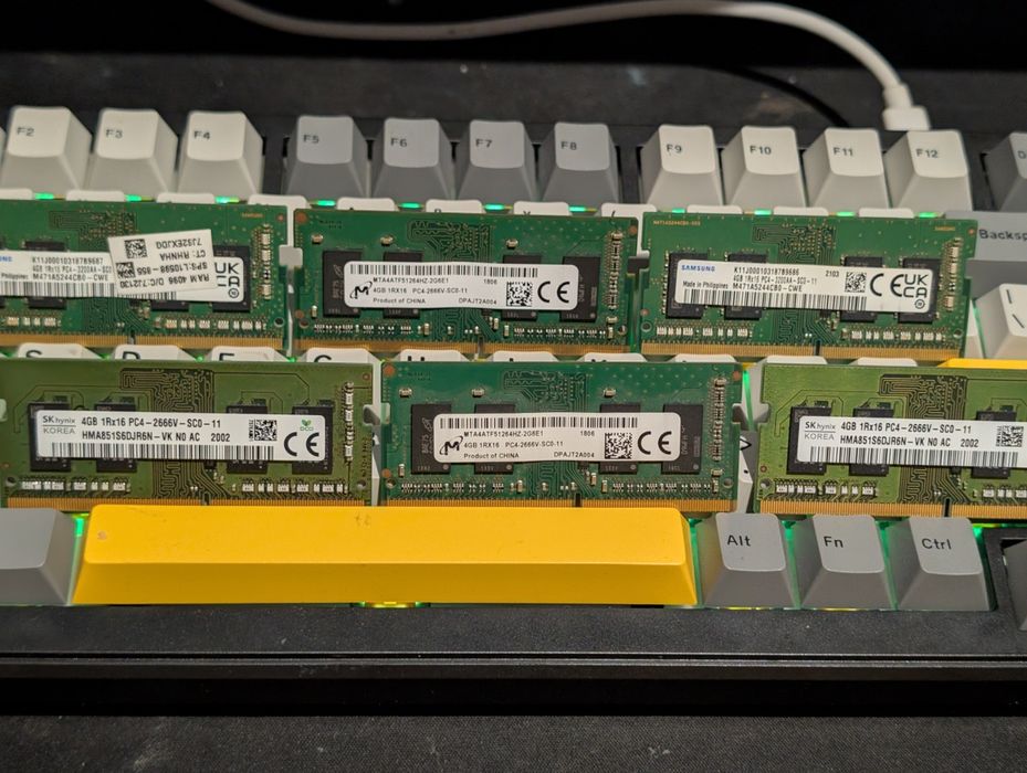 Оперативна пам'ять DDR4 SO-DIMM 4 для ноутбука, 6 шт.