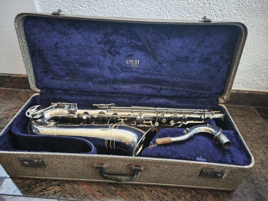 saxofone tenor/vintaje   ORSI  italiano com estojojo