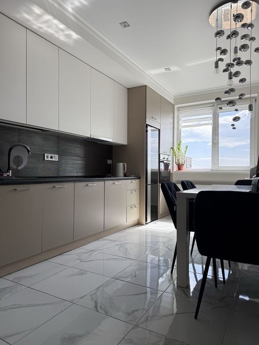 Продаж 2к квартири в топовій локації!