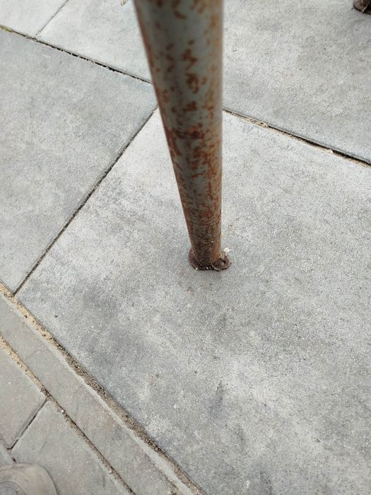 Stolik warsztatowy falbanek