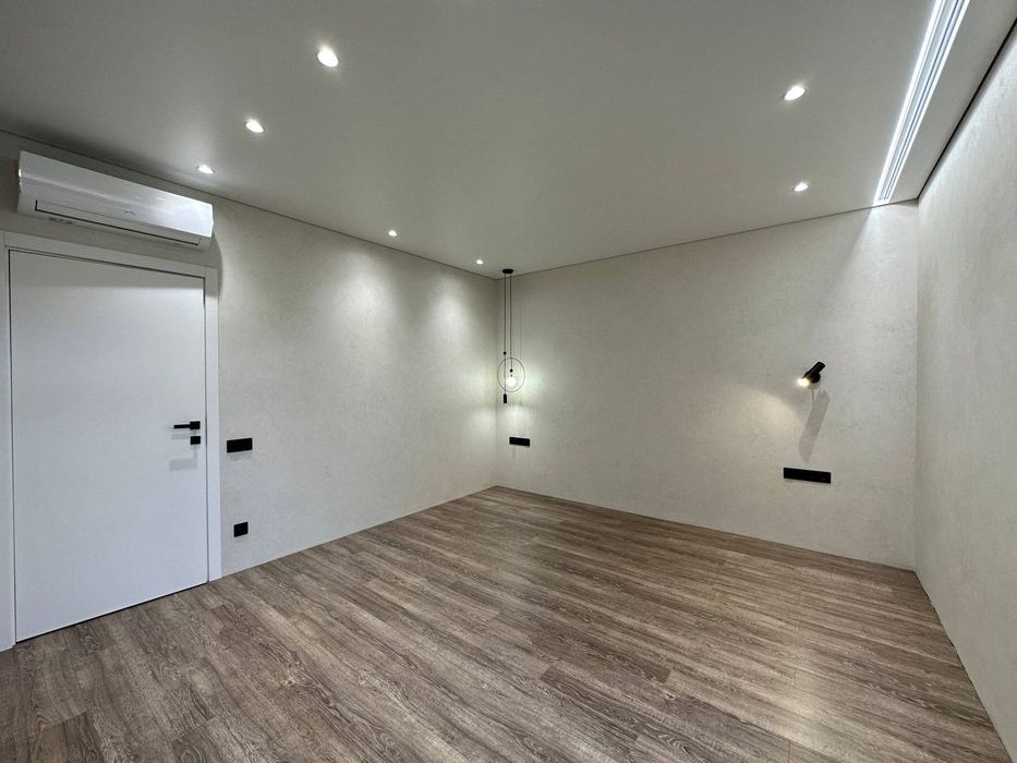 Будинок Дуплекс з новим ремонтом та меблями. Лісова Буча без комісії!