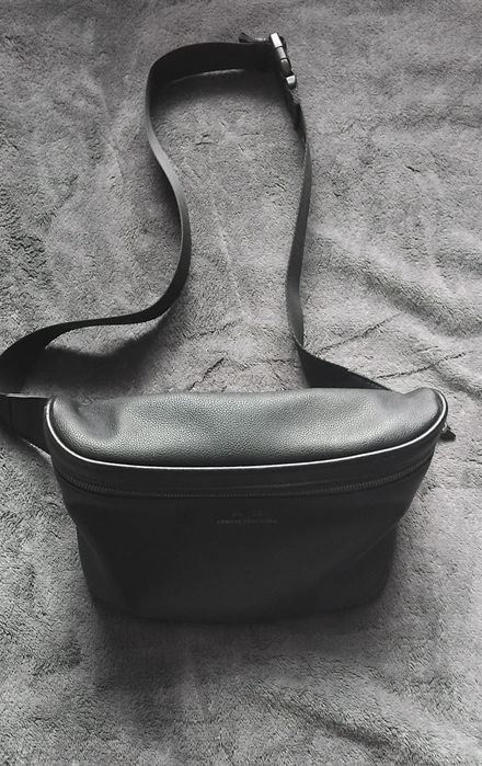 Armani Exchange сумка-бананка зі шкіри (Black) (чорного кольору)