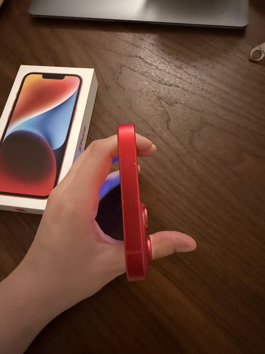 iPhone 14 czerwony 256GB