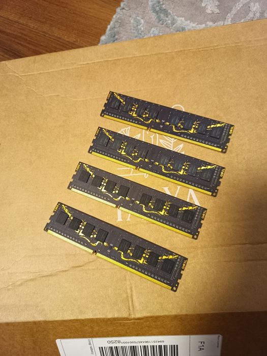 Geil Black Dragon DDR3 4x4GB 1333 MHz.