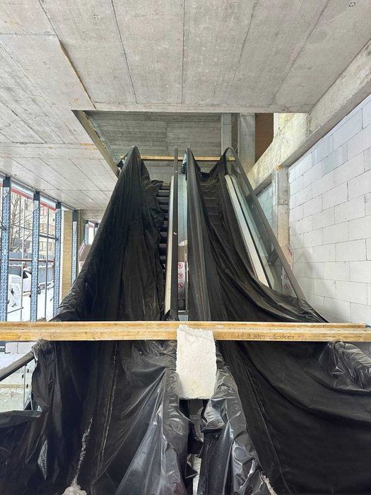 Оренда прим, 438 кв.м. Південний бульвар, 2 пов. власний ескалатор