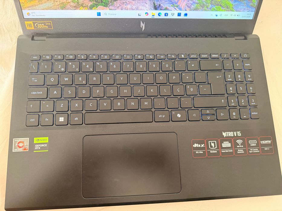 Acer Nitro Gaming Portatil V15 ANV15-41 15"-inch - Ryzen 7 7735HS - 16GB - SSD 512 GB NVIDIA GeForce RTX 4060 AZERTY