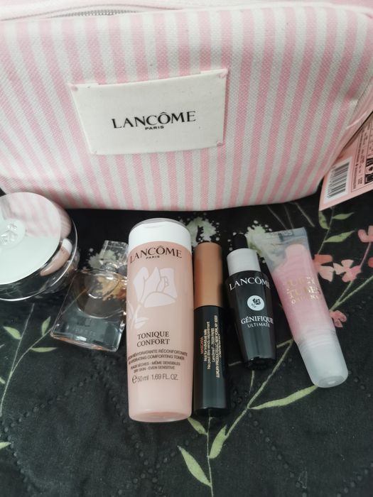 Kosmetyczka marki Lancome
