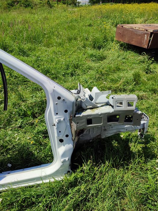 Podłużnica ćwiartka bok Doblo2017combo  błotnik tył pełny max i krótki