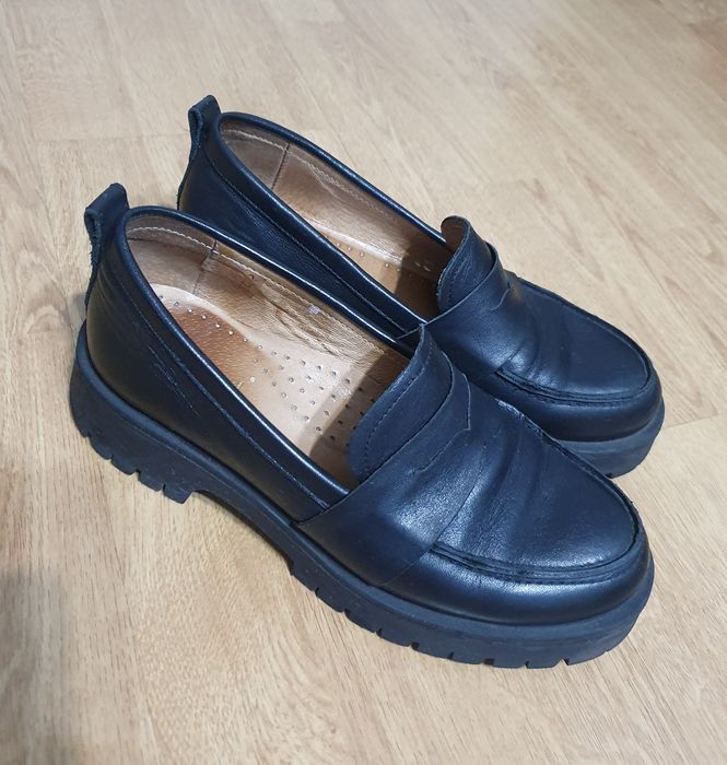 Półbuty skórzane damskie Nessi rozm.37