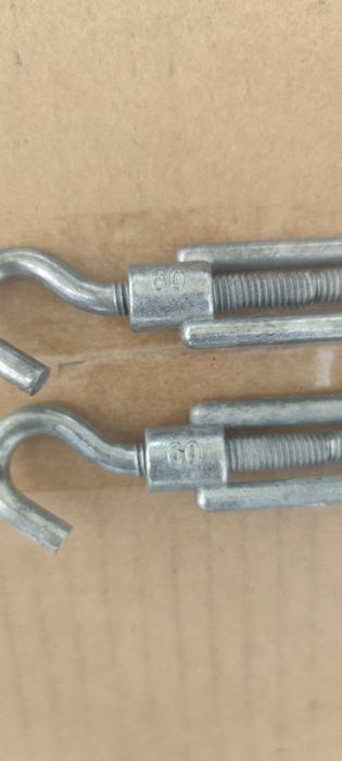 Śruba rzymska fi 6mm 2 sztuki.