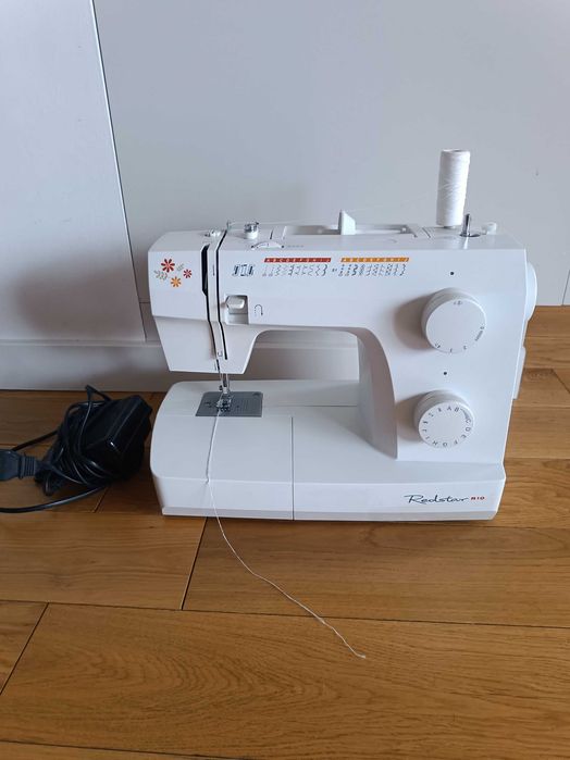 Maszyna do szycia Redstar R10