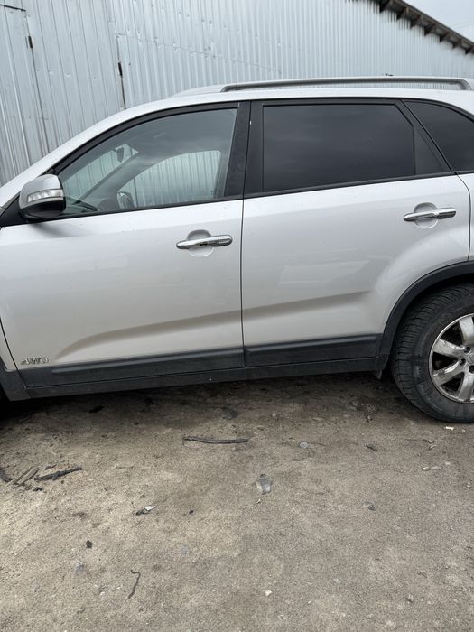 Запчастини Kia Sorento XM FL Соренто Дверка Двери