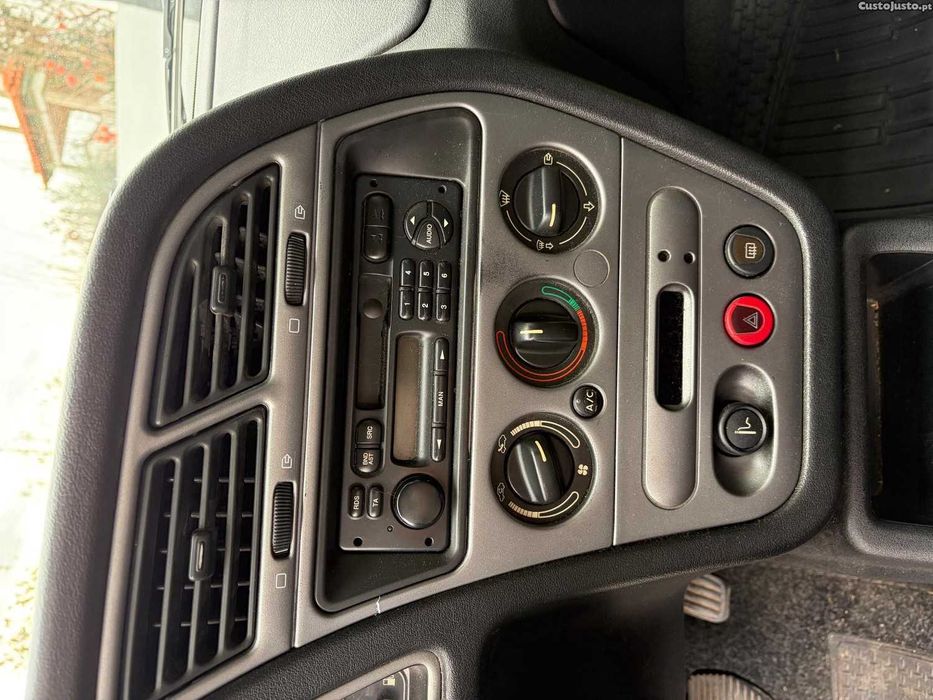 PEUGEOT 306 SW 1.4 Griffe — Carrinha Clássica em Bom Estado