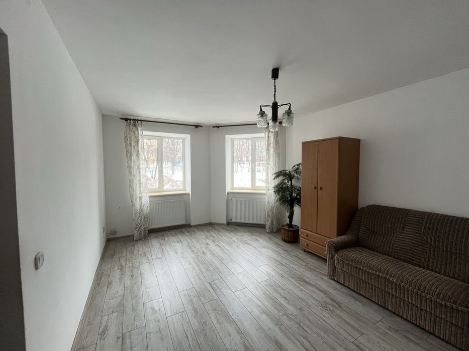 1 кім. вул. Довженка