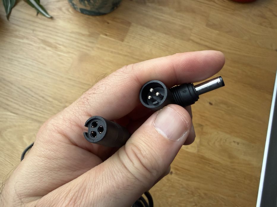 Transformador adaptador universal MTK AU06-90