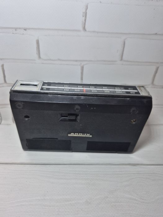 Радіоприймач КВАРЦ-401