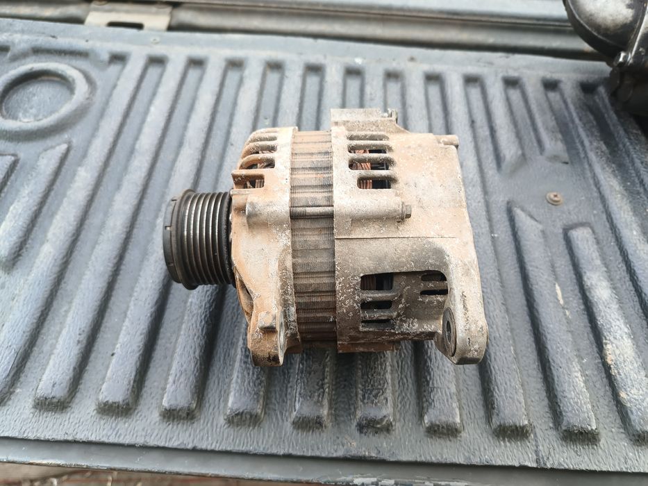 Генератор Нісан Терано