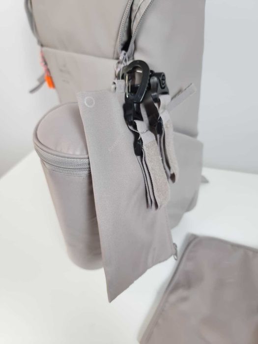 NOWY LASSIG Plecak organizer dla mamy Slender Up Taupe miejski+dodatki