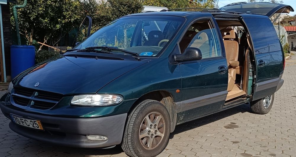 Chrysler grand voyager 3.3
