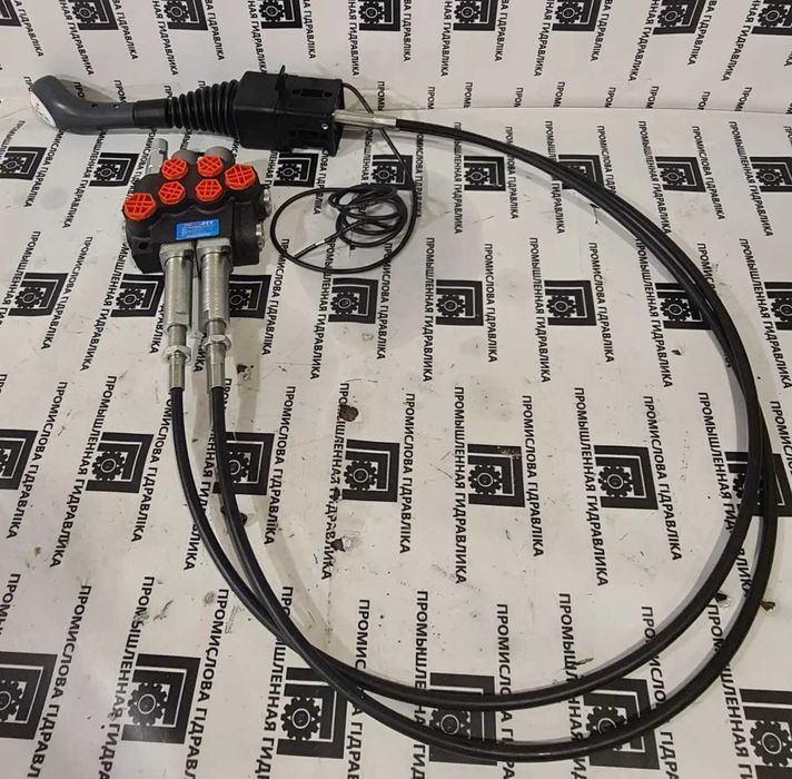 Полный комплект для КУН джойстик+тросса+2р40 МТЗ ЮМЗ, погрузчик