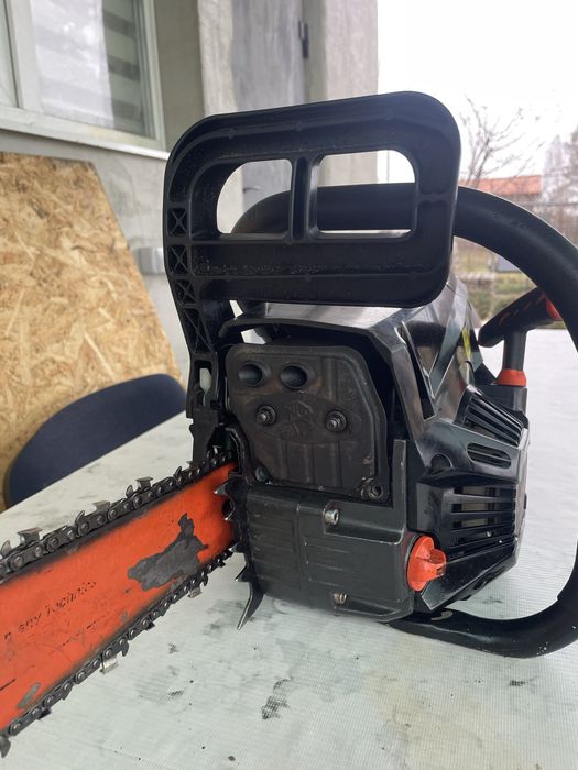 Продам бензопилу Dnipro M Dsg-52H