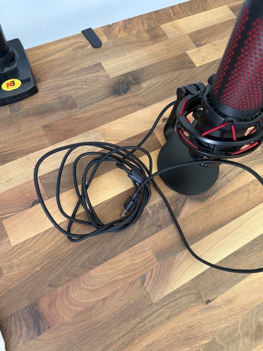 HyperX QuadCast USB Microphone HX-MICQC-BK com Cabo Original