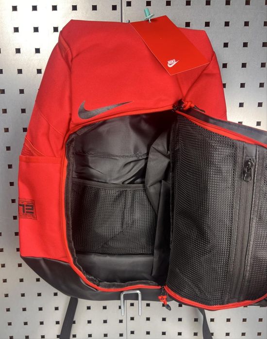 Pojemny Plecak Koszykarski Nike Hoops Elite 32L – Czerwono-Czarny