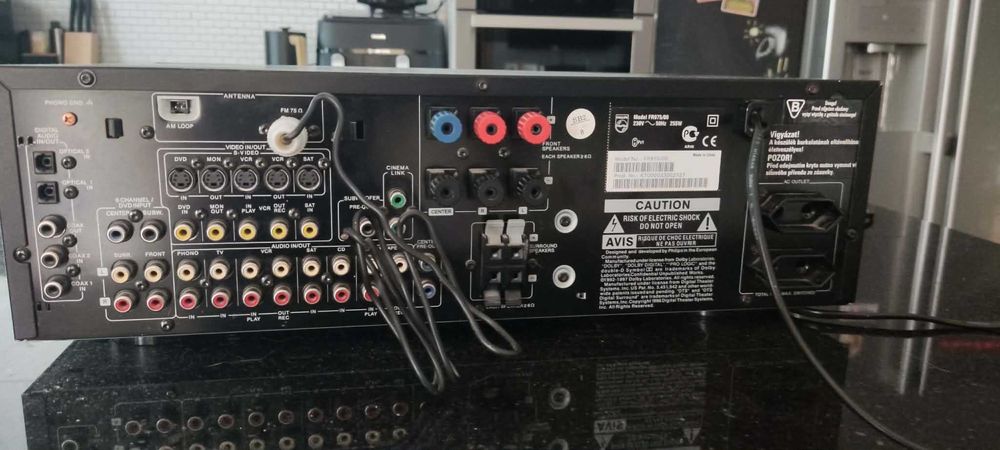 Amplituner Kino Domowe 5.1 Philips FR975