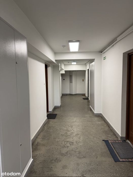 Kawalerka z balkonem | Piastowska | Winda | Świetna lokalizacja