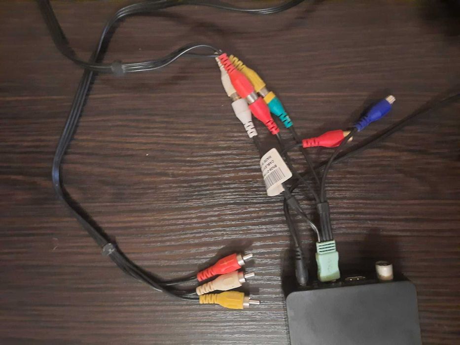 Цифровой эфирный ресивер Romsat T2 Micro Приставка DVB-T2