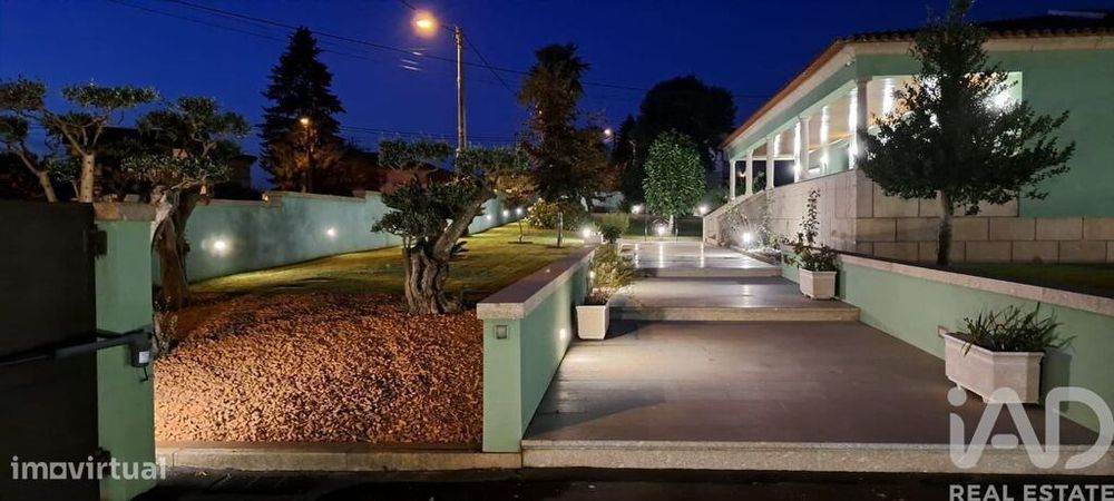 Casa / Villa T4 em Lemenhe, Mouquim e Jesufrei de 300,00 m2