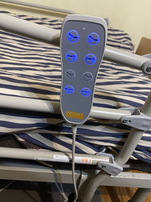 Cama articulada elétrica + colchão + grades