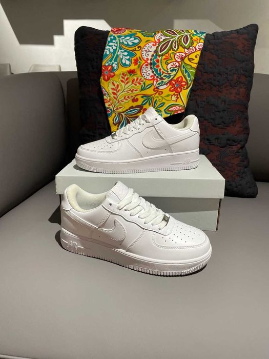 Buty meskie Mokasyny Nike_Air_Force_1_Low '07_Biały R.38