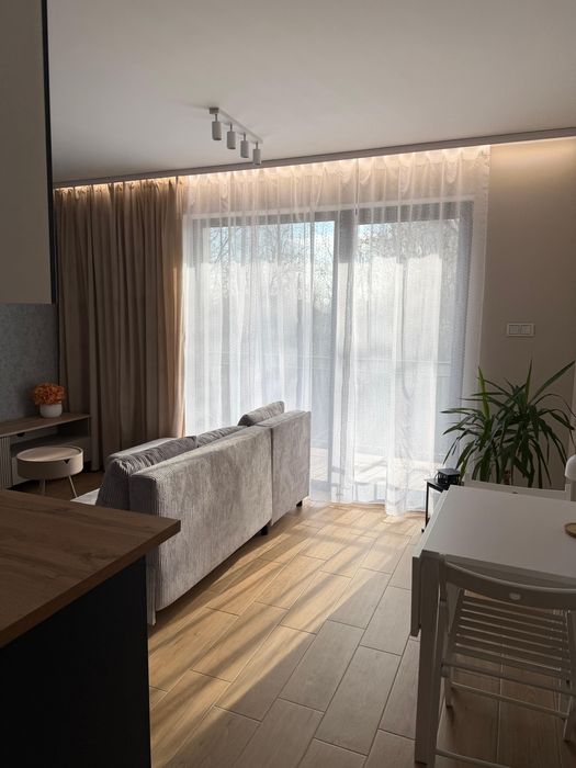 Wynajmę komfortowe bezczynszowe mieszkanie w apartamentowcu