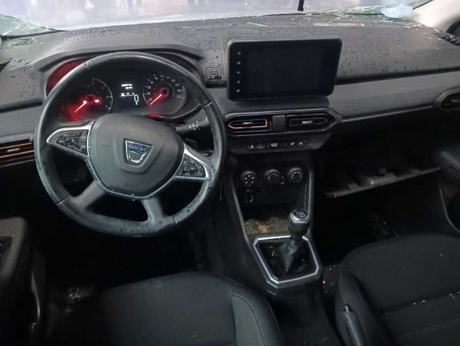 Aro Esquerdo Da Frente Dacia Sandero