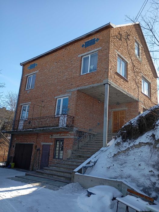 Продається будинок 7 км від Львова