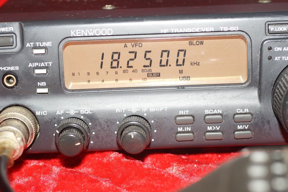 Transceptor compacto KENWOOD TS-50